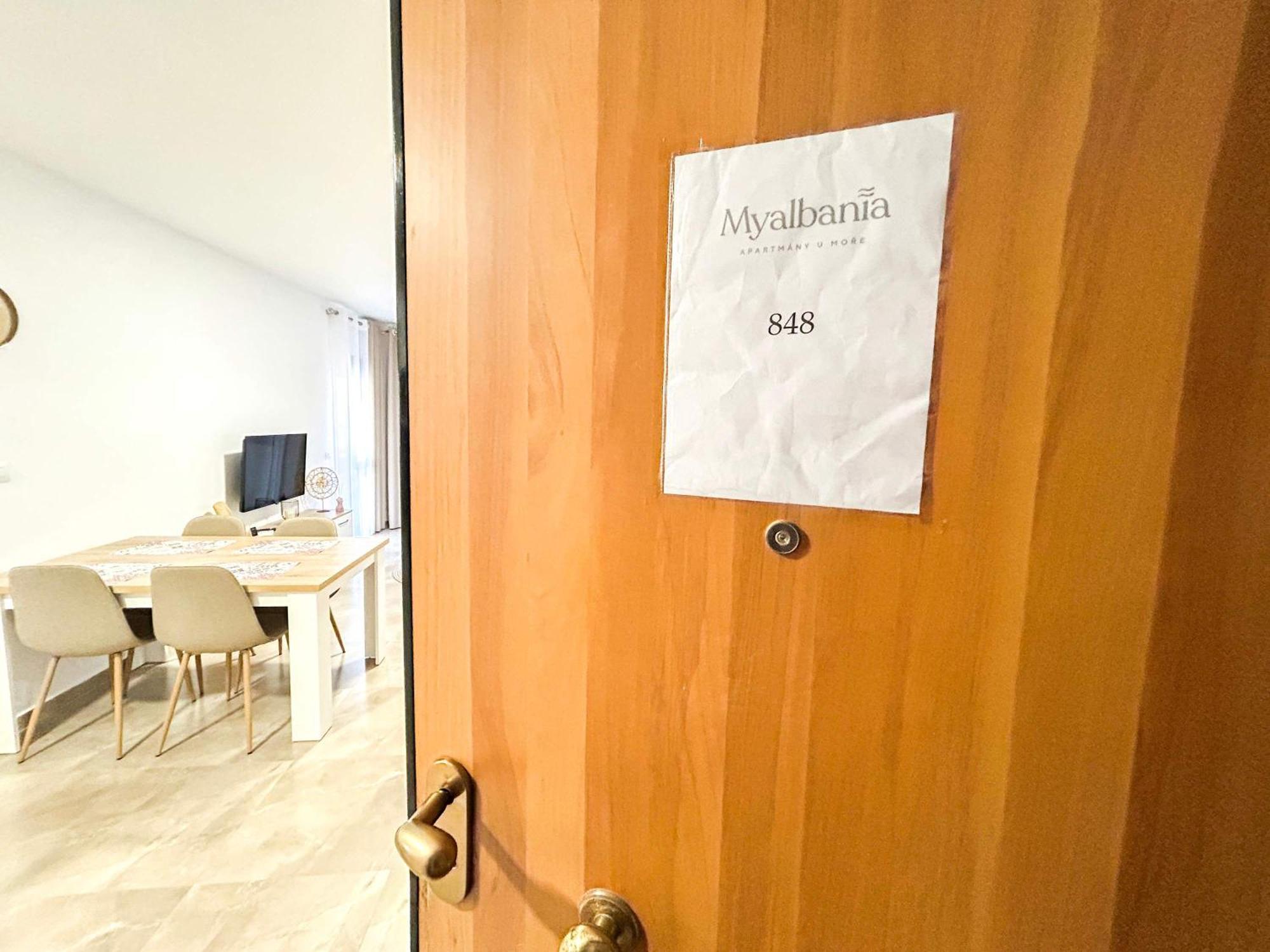 Arberia 848